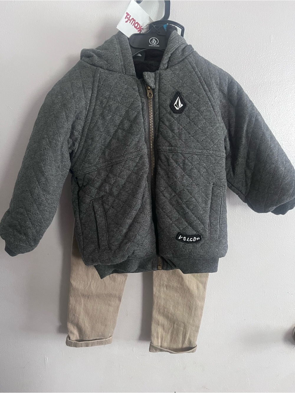 Volcom Kids Quilted Hooded Jacket in Charcoal Gray